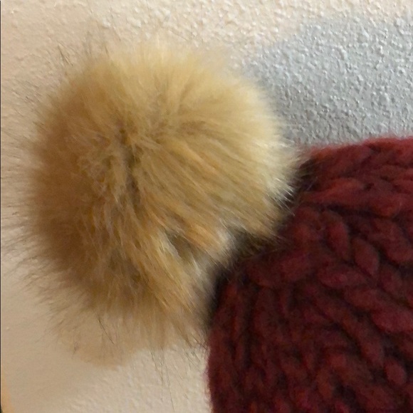 Brand New Handcrafted Rolled Brim Knitted Hat - Picture 2 of 4